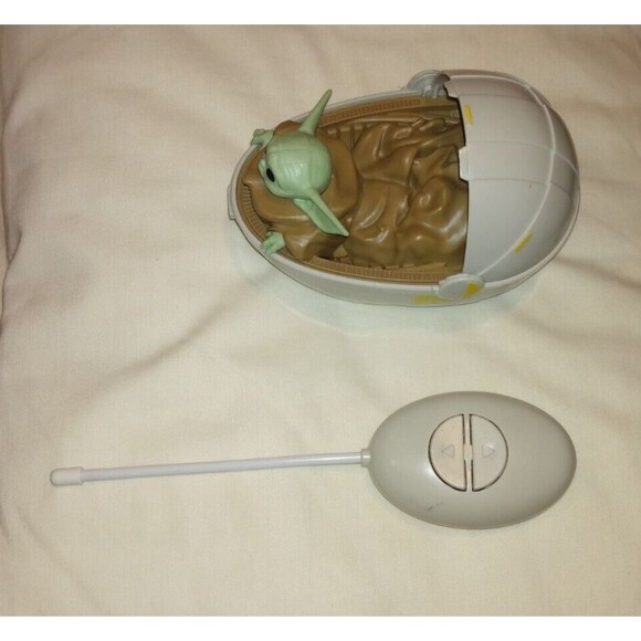 Disney Star Wars: The Mandalorian - Baby Yoda in Pram Remote control - Picture 2 of 6
